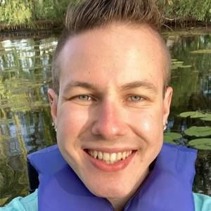 Meet your Posher, Elijah